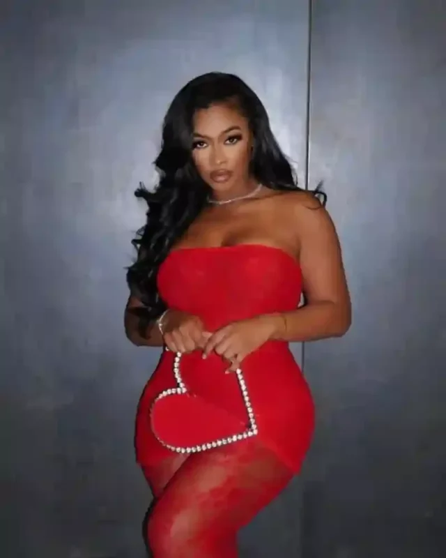 1730888572 605 Miracle Watts Measurements Bio Height Weight Shoe And Bra Size.webp