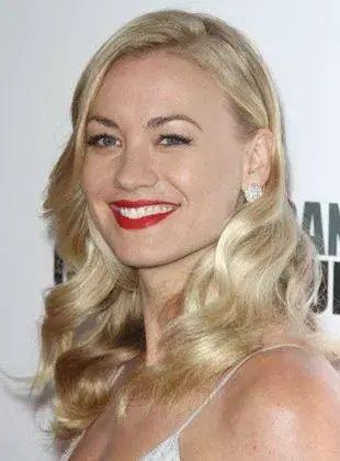 1731061134 326 Yvonne Strahovski measurements bio heightweight shoe and bra size.webp