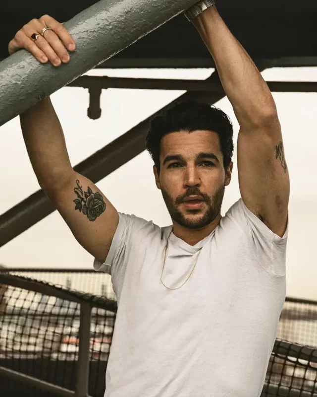 1732047128 765 Christopher Abbott Measurements Bio Heightweight Shoe Size.webp