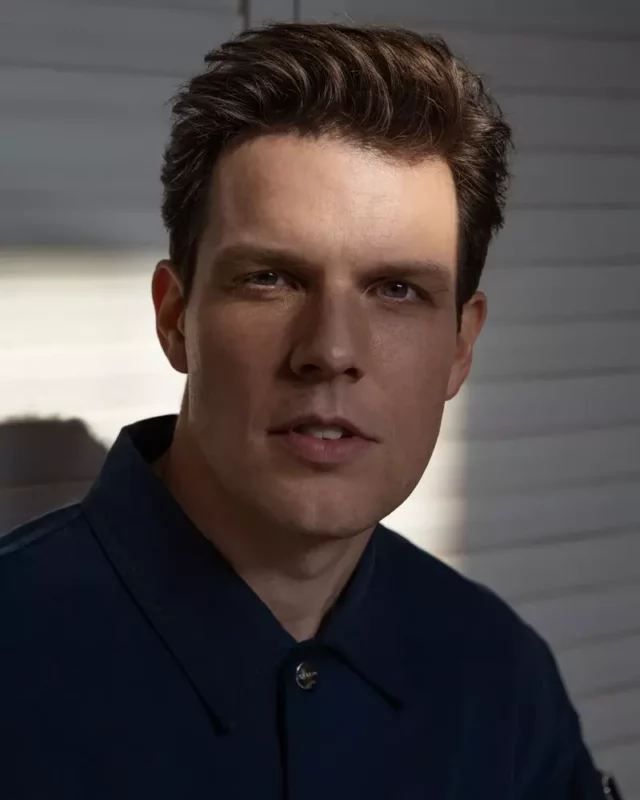 1732048326 479 Jake Lacy Measurements Bio Heightweight Shoe Size.webp