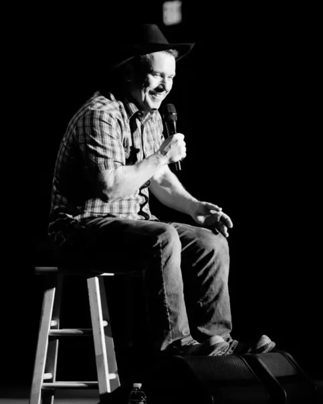 1732049351 91 Rodney Carrington Measurements Bio Heightweight Shoe Size.webp