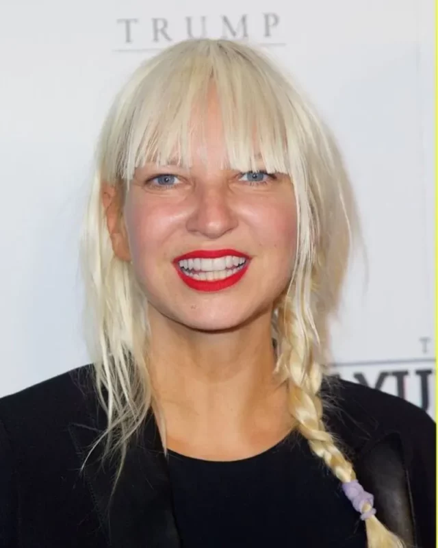 1732917066 247 Sia Furler Measurements bio height weight shoe and bra size.webp