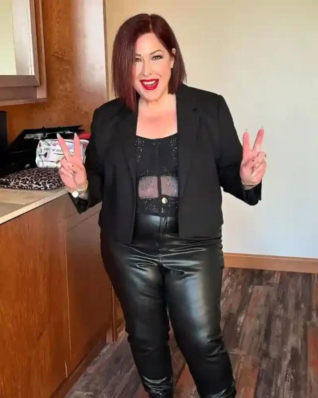 Carnie Wilson Measurements bio height weight shoe and bra size.webp