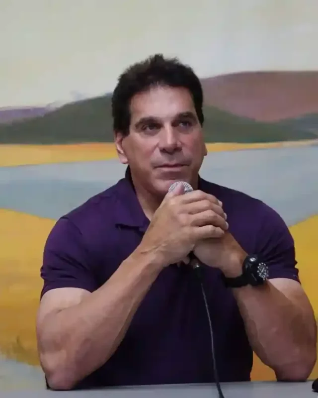 Lou Ferrigno Measurements bio height weight shoe size.webp